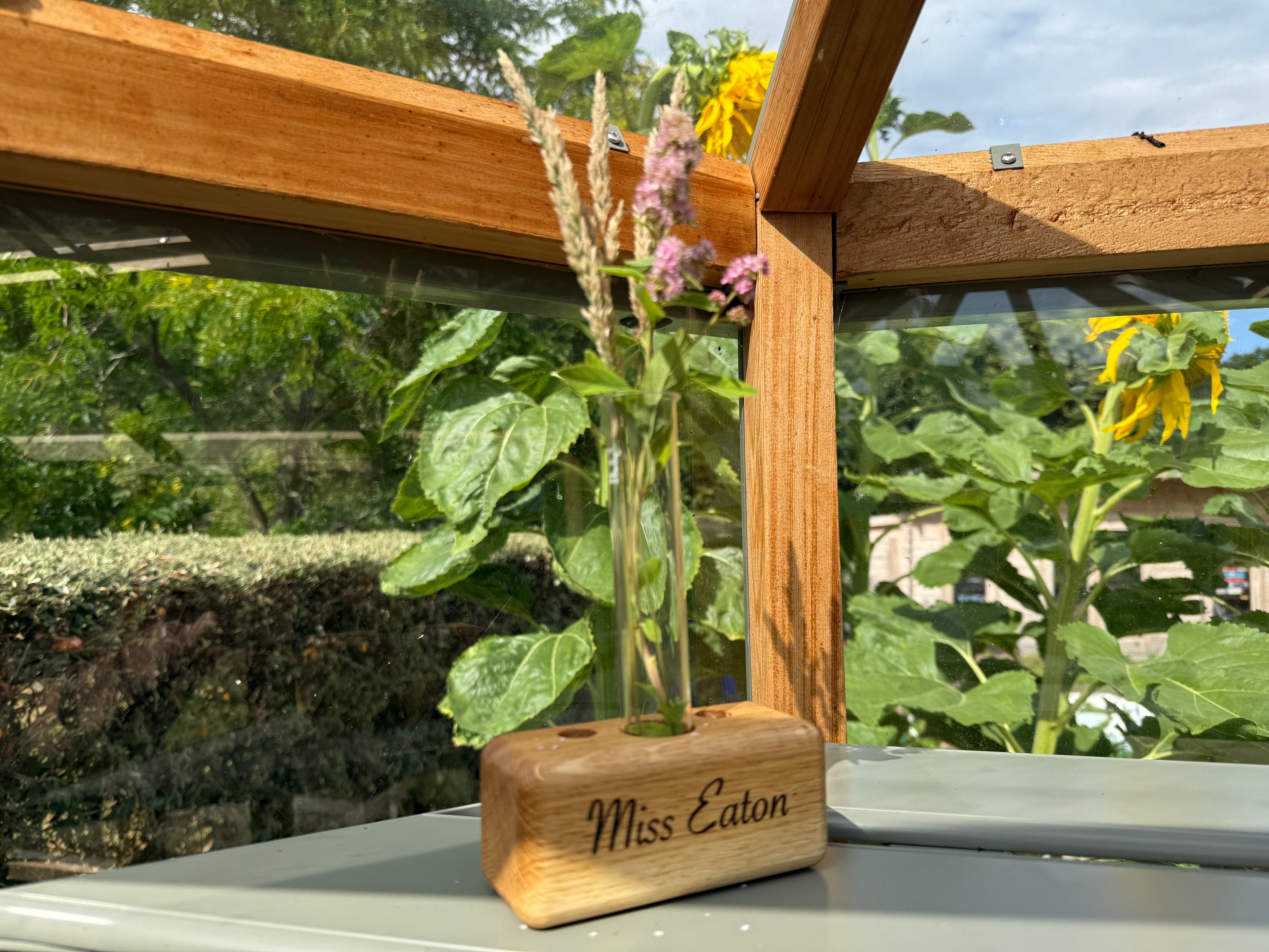 Handmade Solid Oak Desk Organizer: Mini Vase & Pen Stand