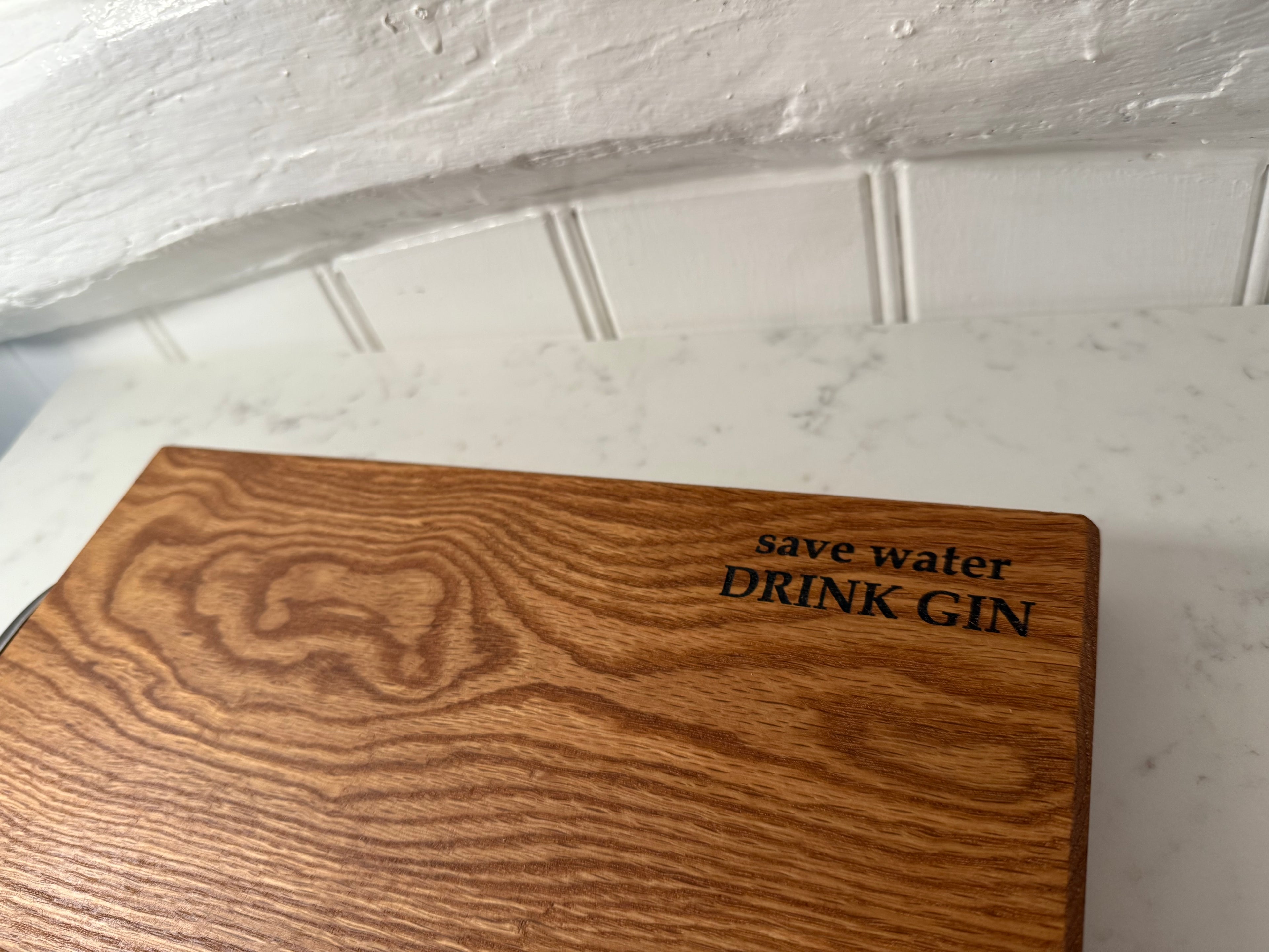 Handmade Solid Oak Gin Serving Board: Cocktail Bar Decor - Personalisable