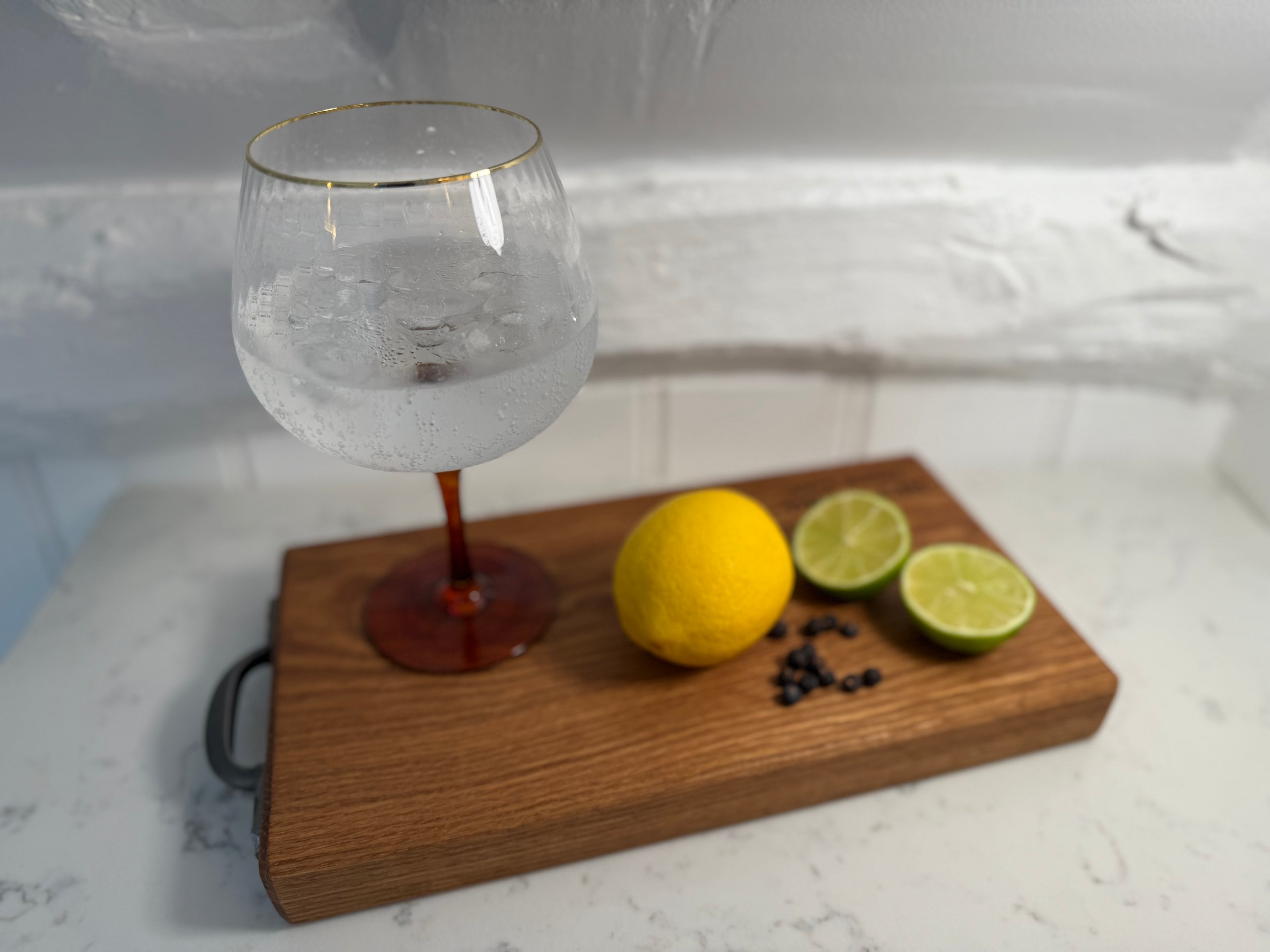 Handmade Solid Oak Gin Serving Board: Cocktail Bar Decor - Personalisable