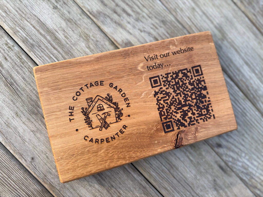 Solid Oak Tabletop/Desk/Reception Sign: Customisable Tabletop Display - QR Code