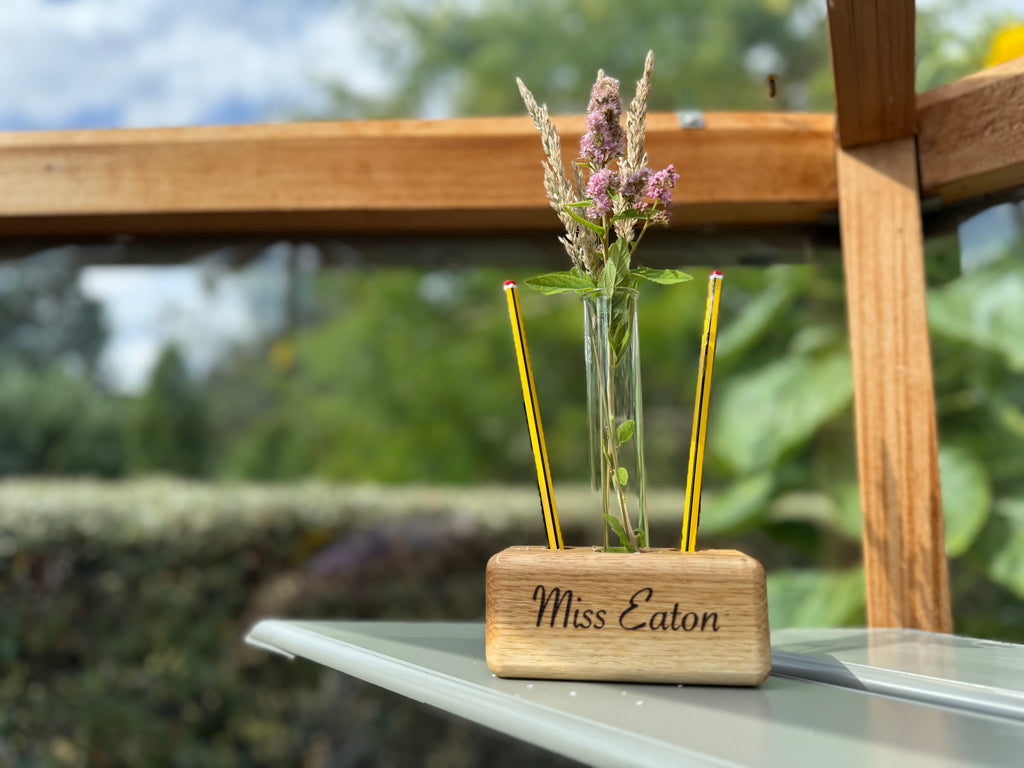 Handmade Solid Oak Desk Organizer: Mini Vase & Pen Stand