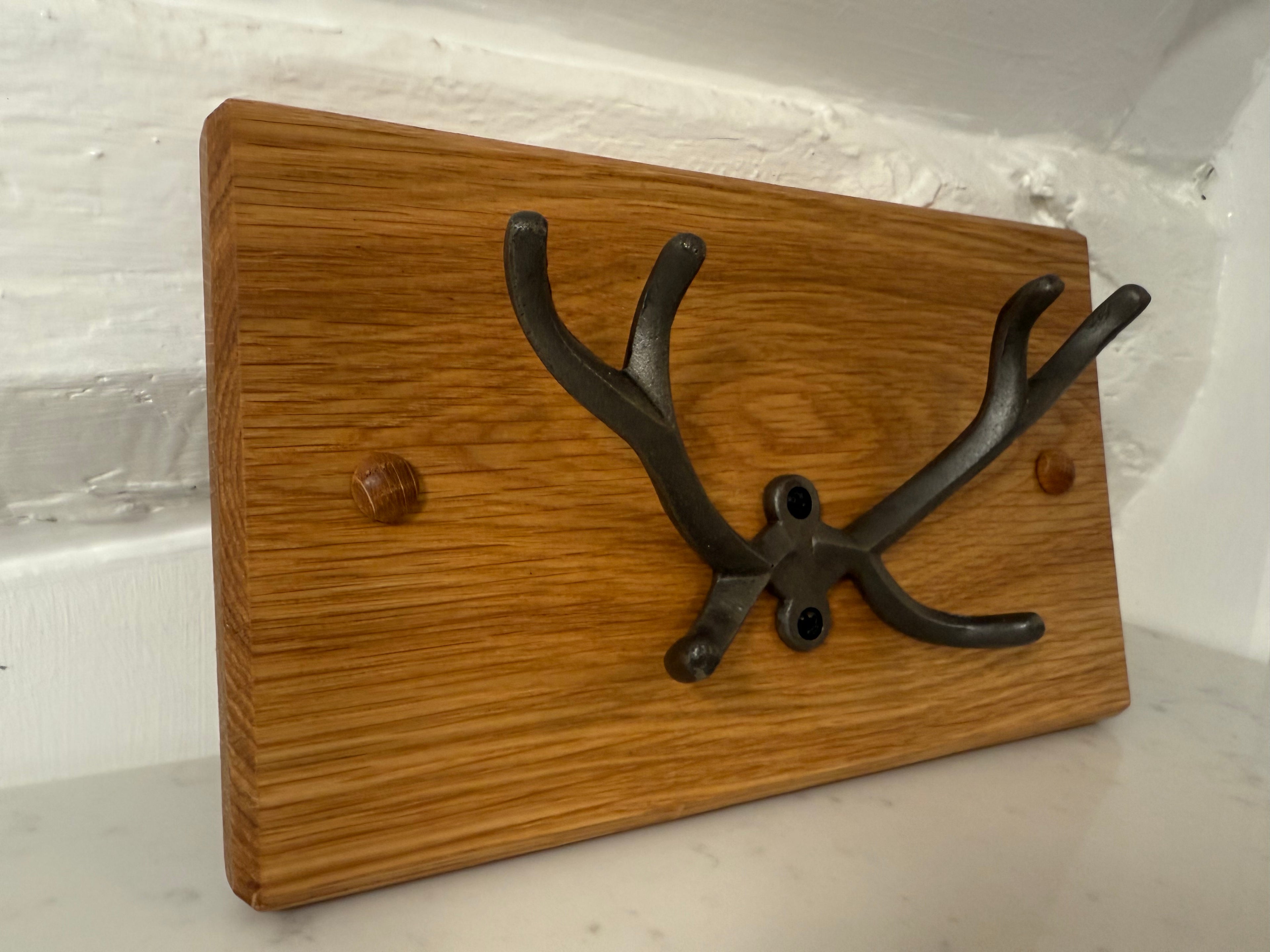 Handmade Solid Oak Key Rack: Cast Iron Stag Antlers - Personalisable