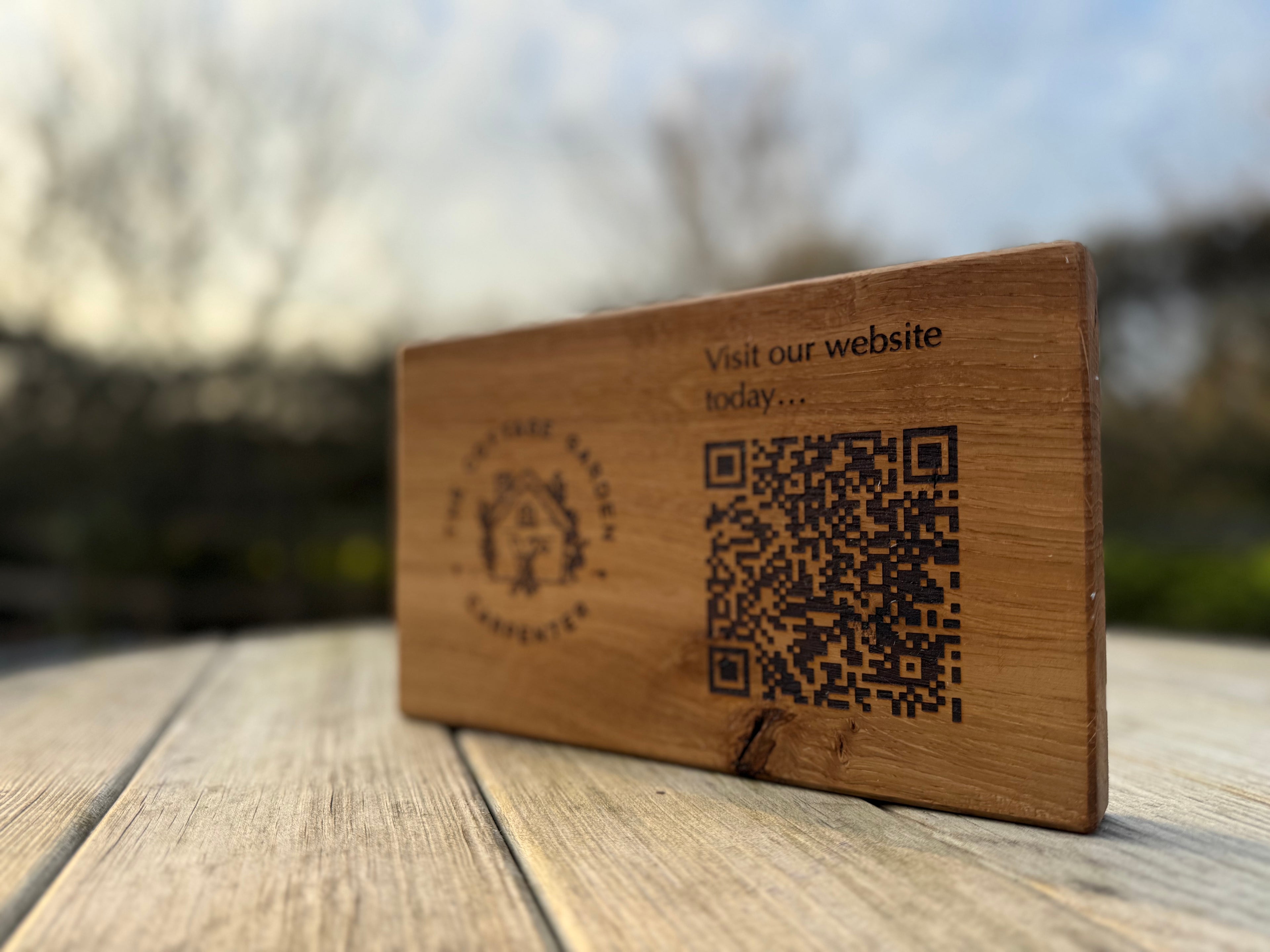 Solid Oak Tabletop/Desk/Reception Sign: Customisable Tabletop Display - QR Code