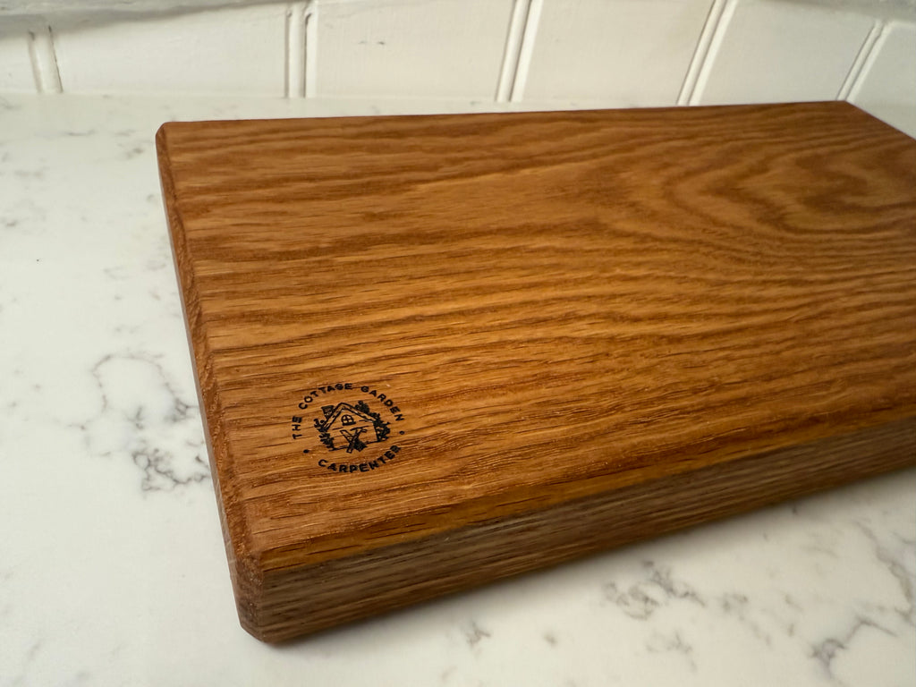 Handmade Solid Oak Gin Serving Board: Cocktail Bar Decor - Personalisable