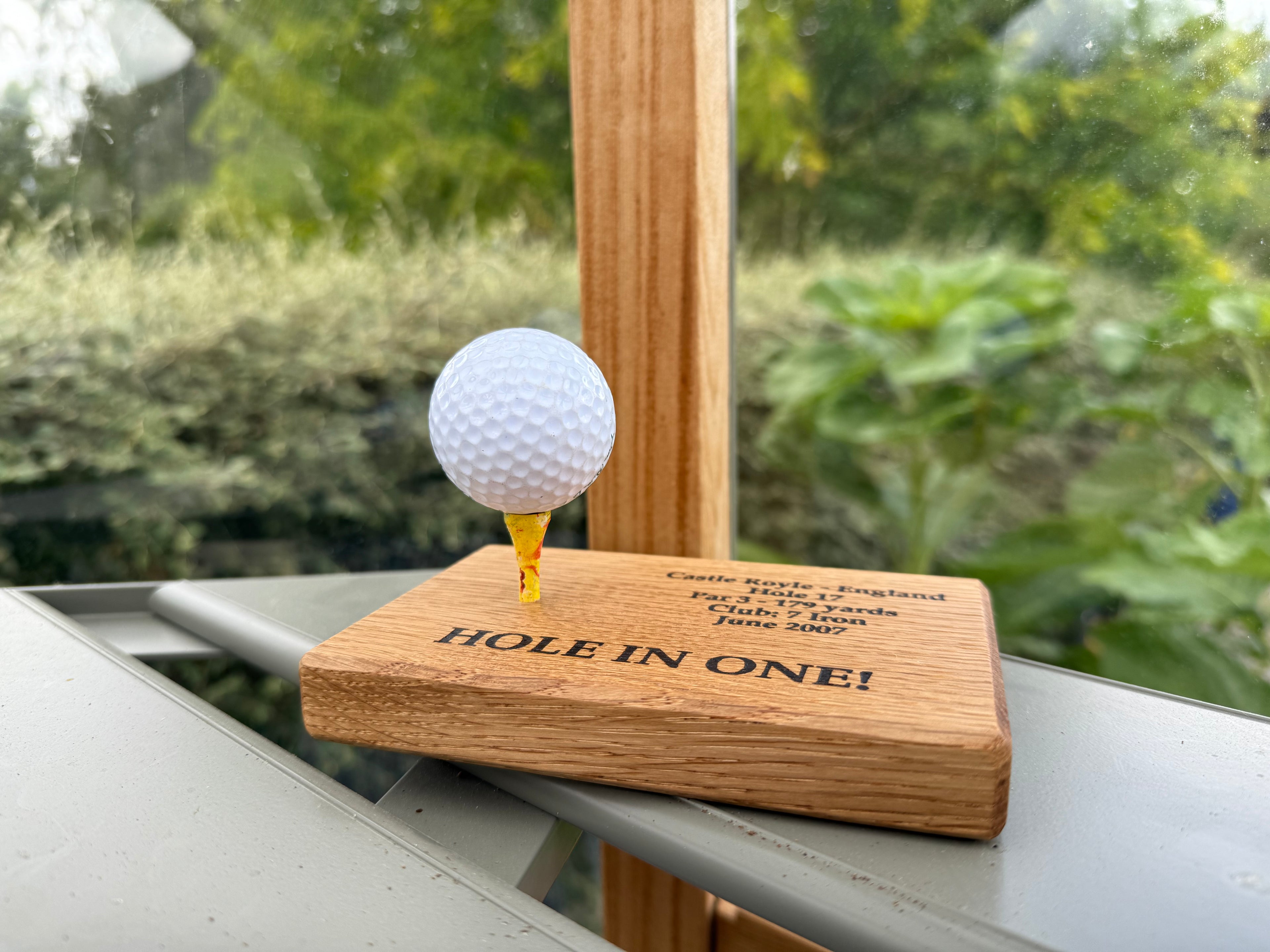 Natural Solid Oak Golf Ball Display Stand - Handmade in Hampshire - Golf Enthusiast Gift - Desk or Display - Solid Wood - Personalisable