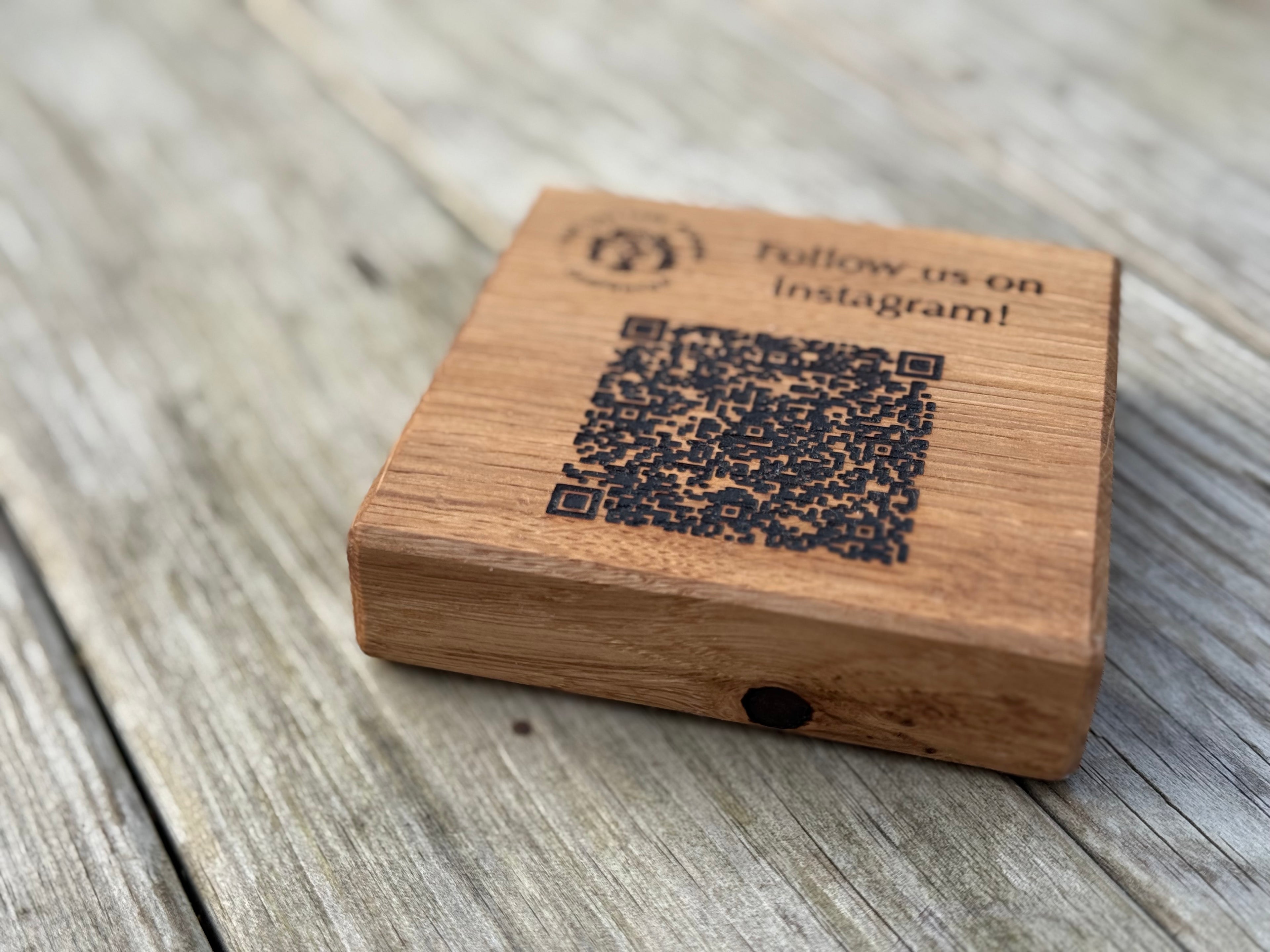 Solid Oak Tabletop/Desk/Reception Sign: Customisable Tabletop Display - QR Code
