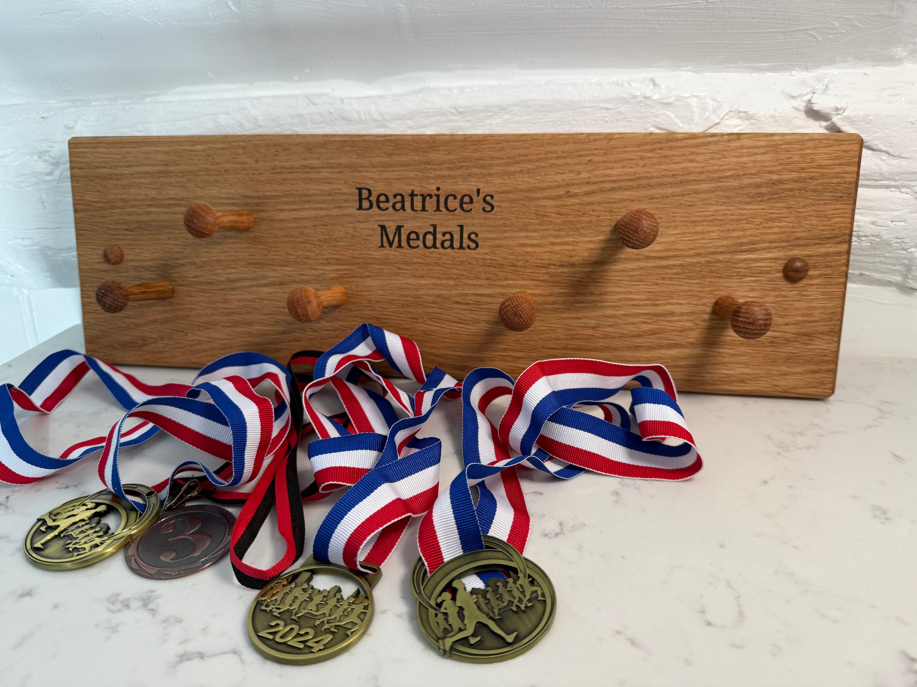 Handmade Solid Oak Medal Hanging Rack: Wall Display - Personalisable