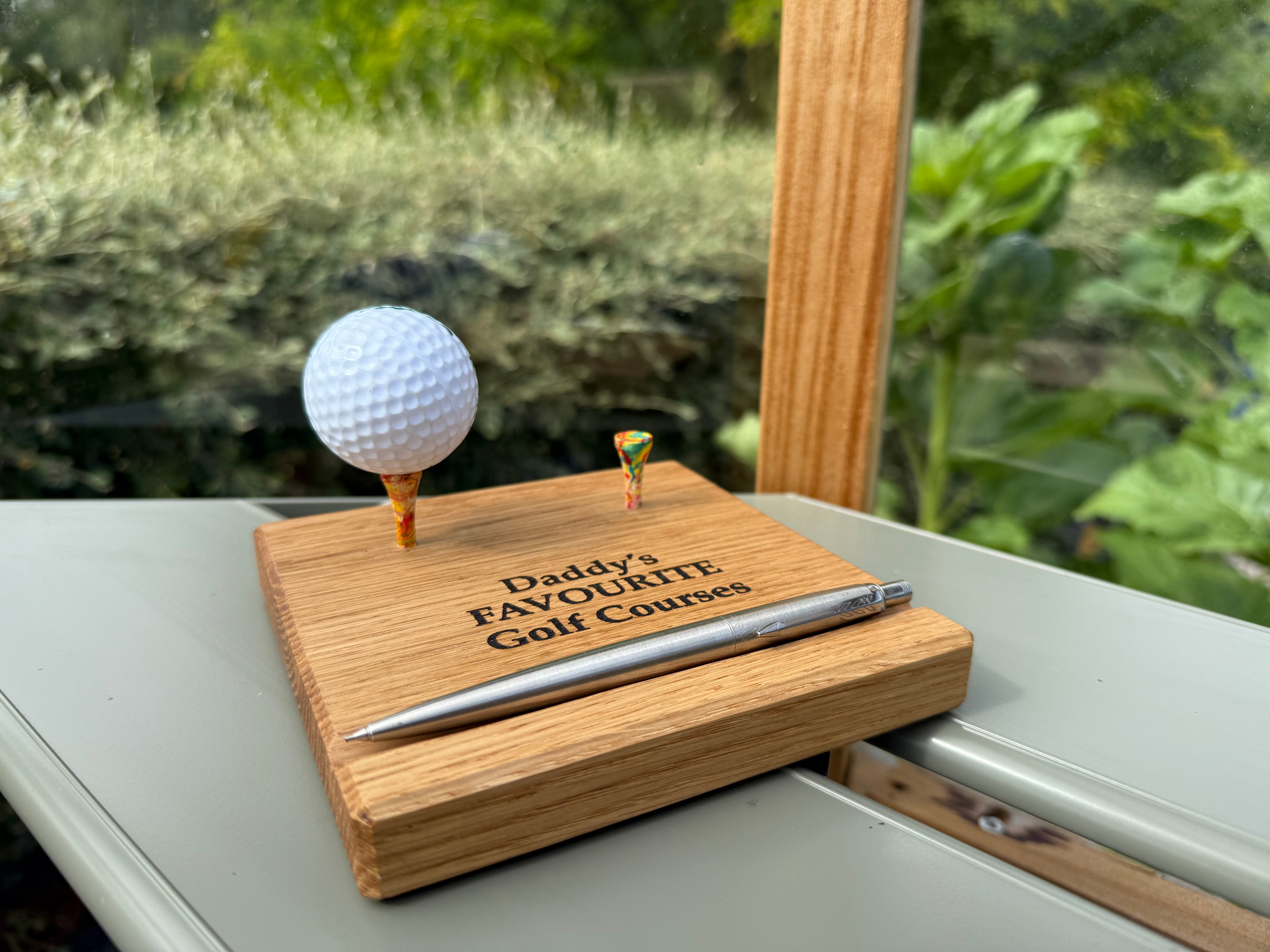 Natural Solid Oak Golf Ball & Pen Display Stand - Handmade in Hampshire - Golf Enthusiast Gift - Desk or Display - Personalisable