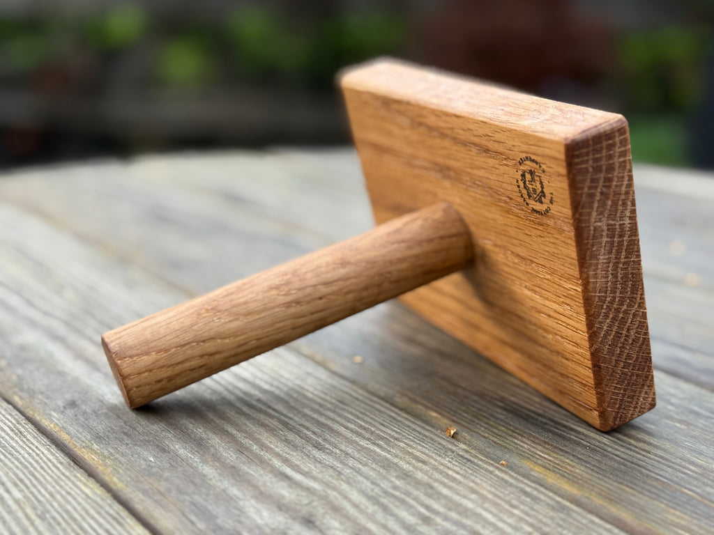 Handmade Solid Oak Seed Tamper: Natural Wood Garden Gift - 150x100mm